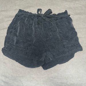 American eagle stone gray baggy tie shorts size medium